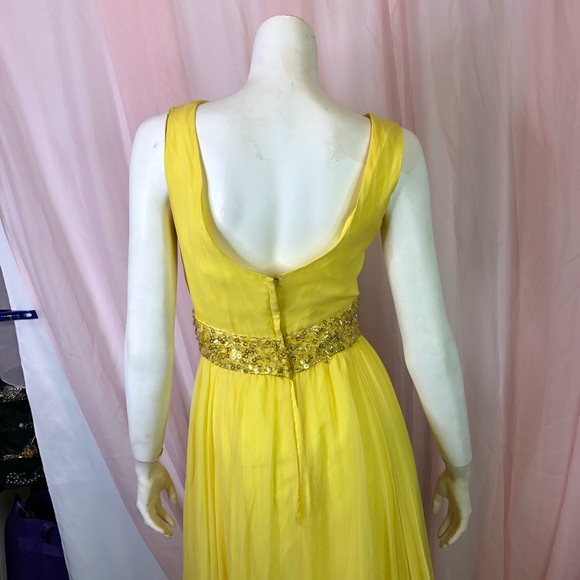 ☀️ Vintage Sunshine Gown ☀️ - Picture 5 of 8